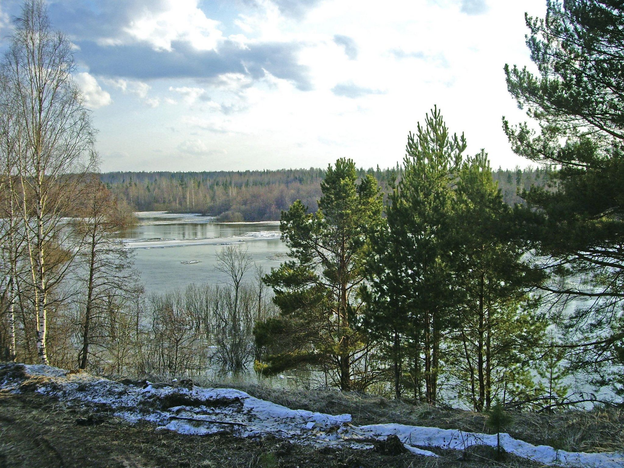 Уста река