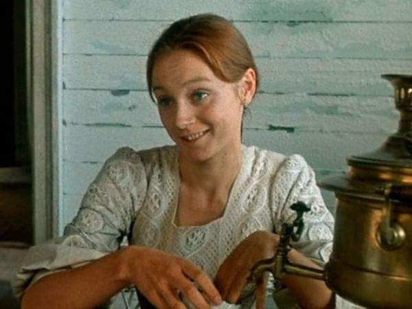 Ирина Купченко в роли Сони в художественном фильме Андрея Кончаловского «Дядя Ваня» (1970)