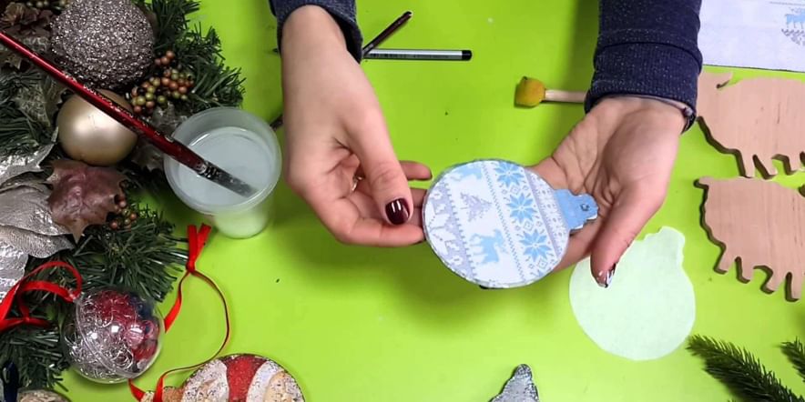 Три классных DIY проекта — игрушки для ребенка своими руками [Чертежи прилагаются]