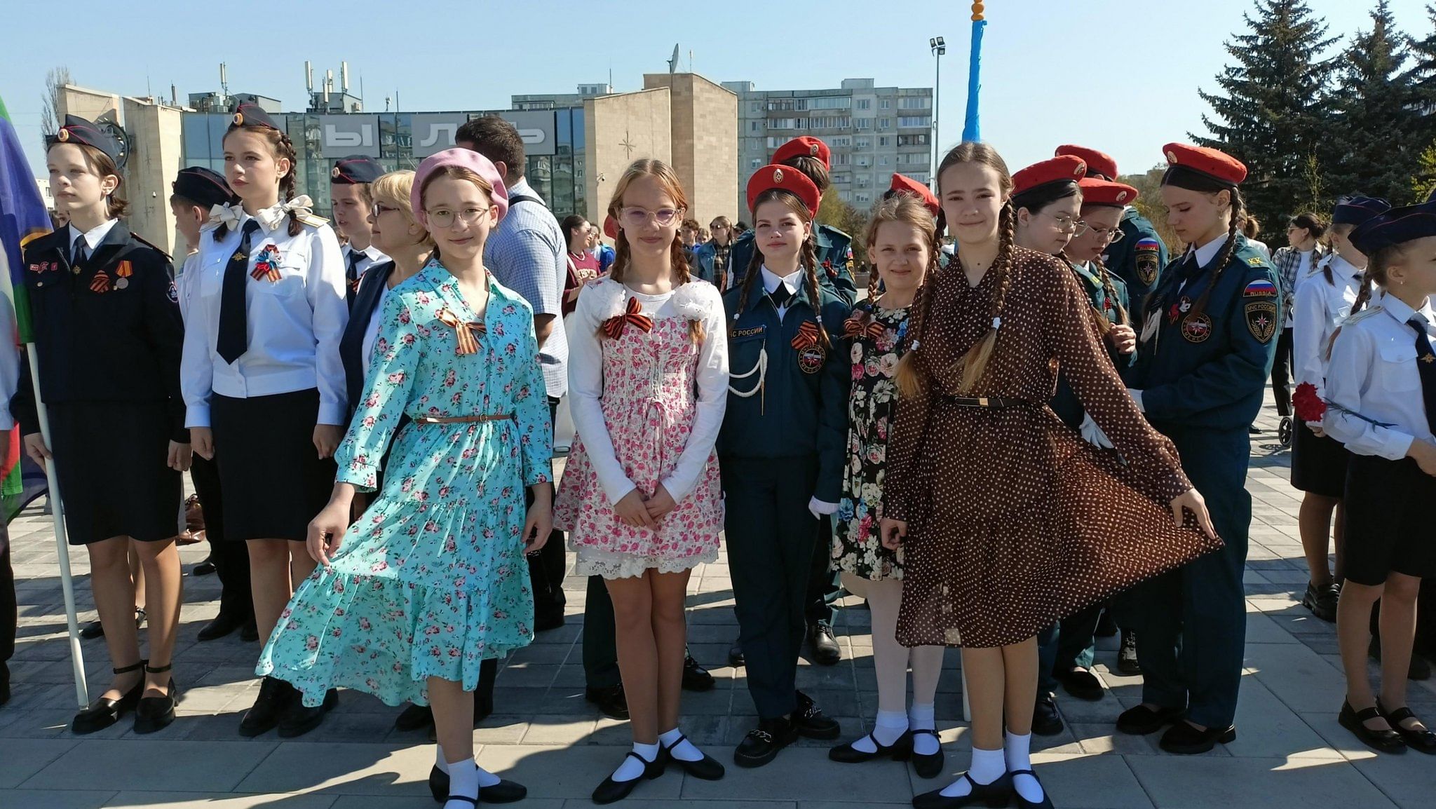 Познавательный час «Пятнадцать лет с почётным званием» - Культура.РФ