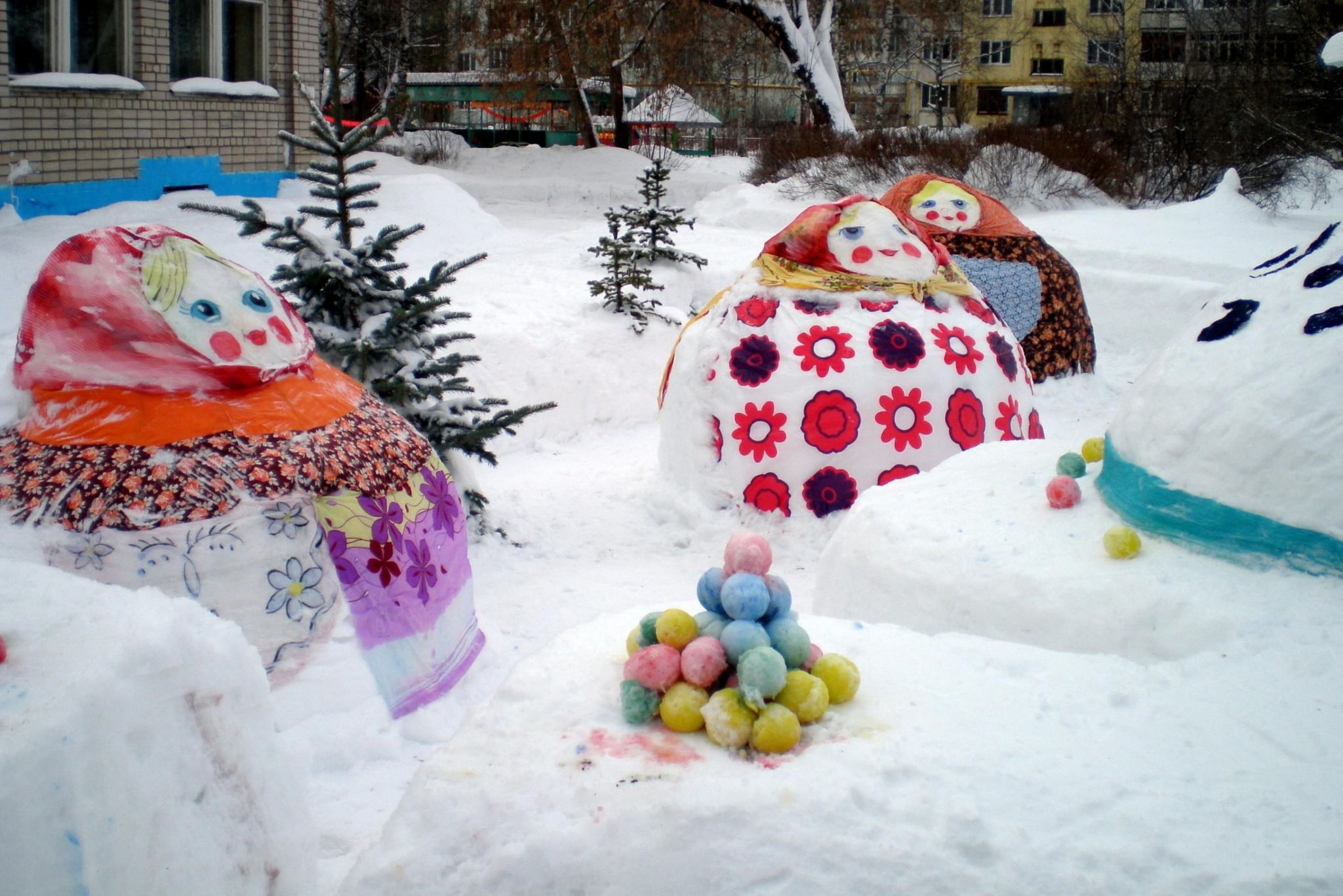 Пироги себе лепи не из снега из муки