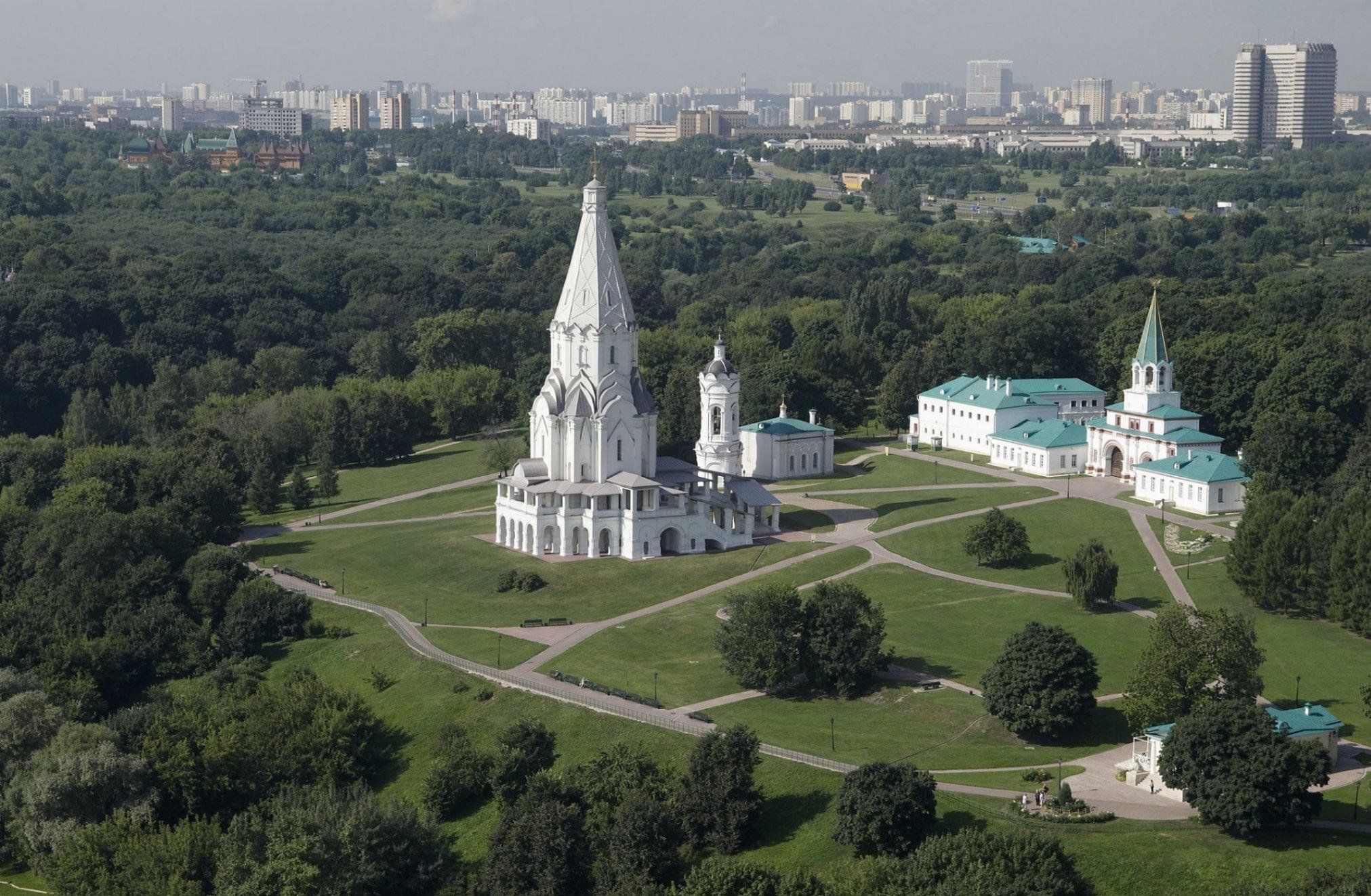 коломенская усадьба в москве