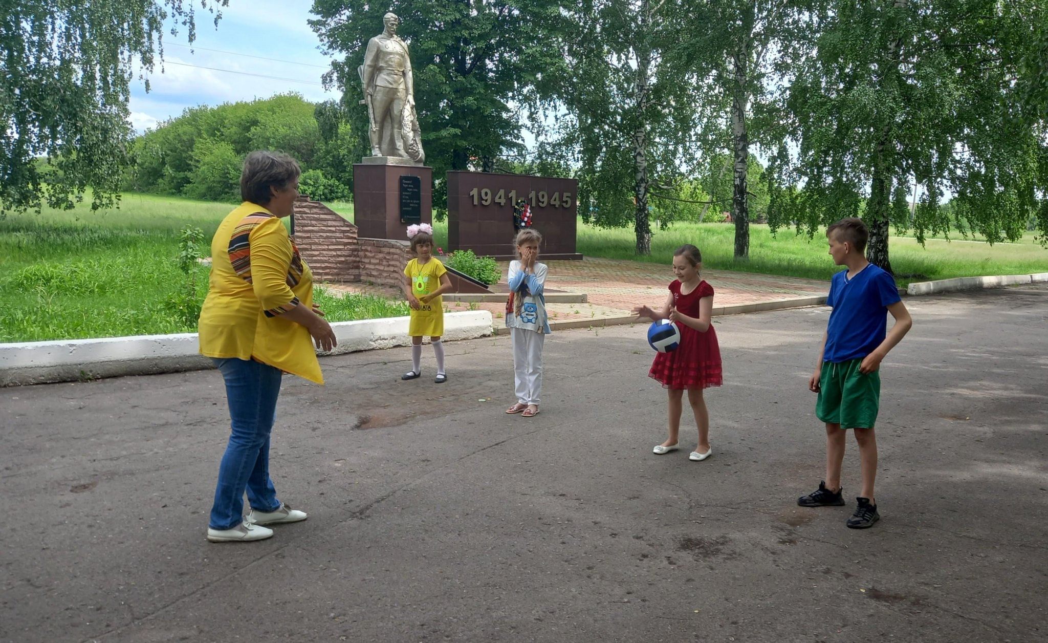 Праздник детства «Детство —это мы!» 2023, Каменский район — дата и место  проведения, программа мероприятия.