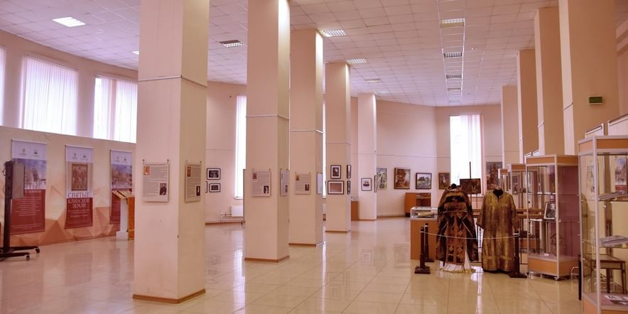Основное изображение для учреждения Выставочный зал им. Карапаева