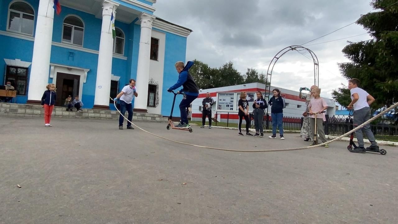 Погода газопроводск луховицкий. Газопроводский СДК. Газопроводск. ФК Газопроводск.