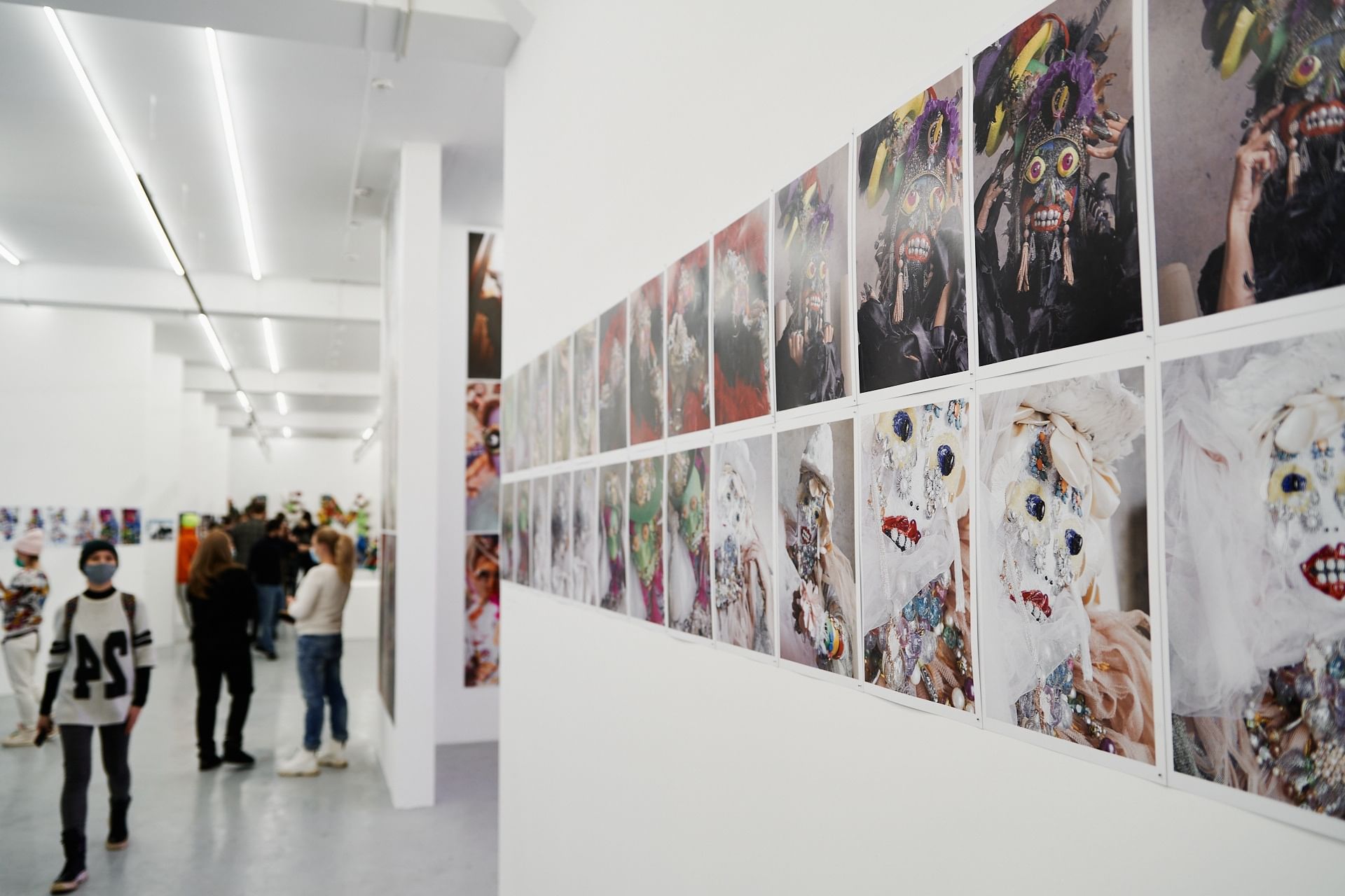 Галерея здесь на таганке. Здесь на таганке выставка. Галерея андрея бартенева на таганке. Ai-галереи. Выставка таганка.