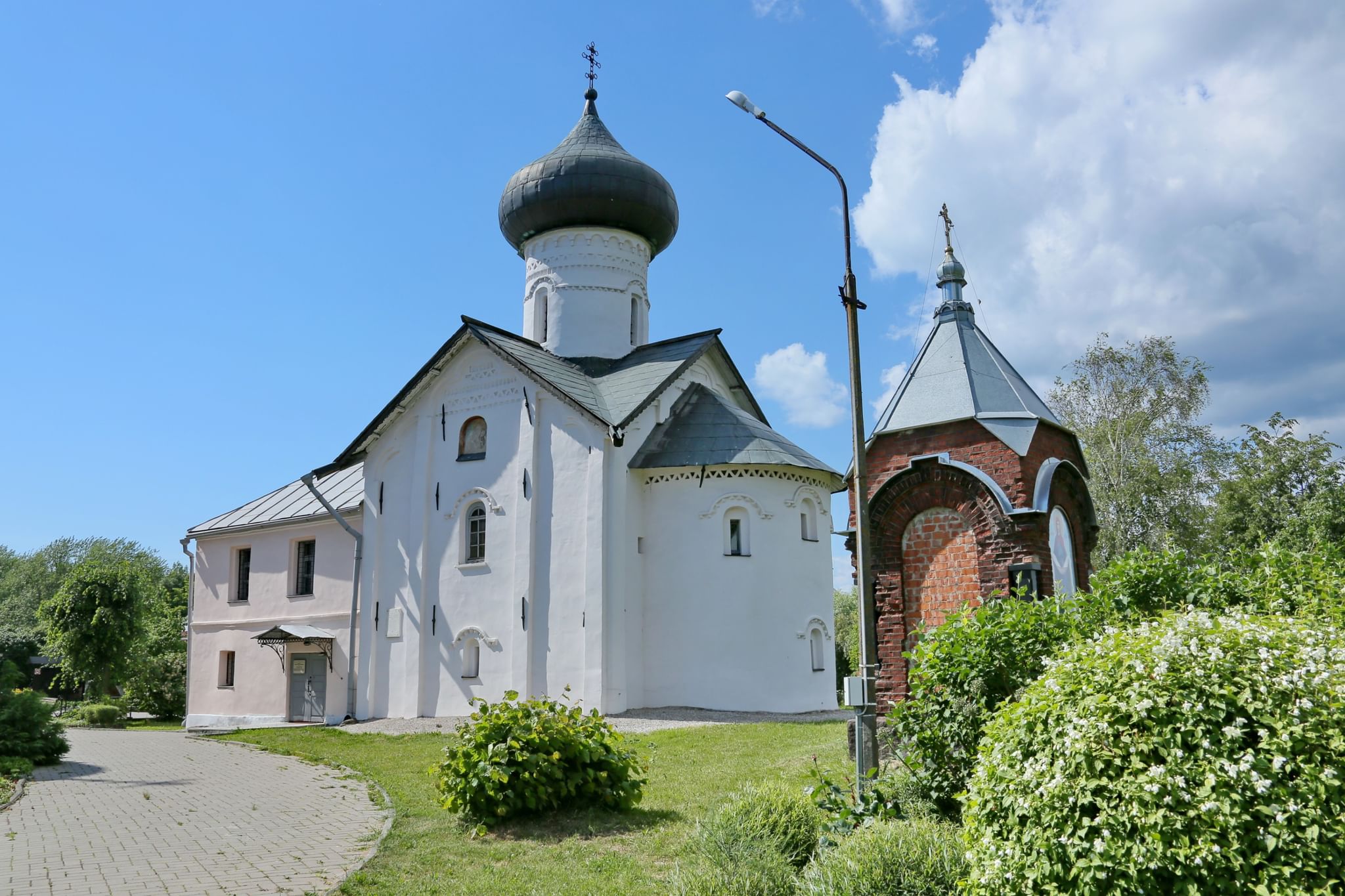 Новгородский храм фото