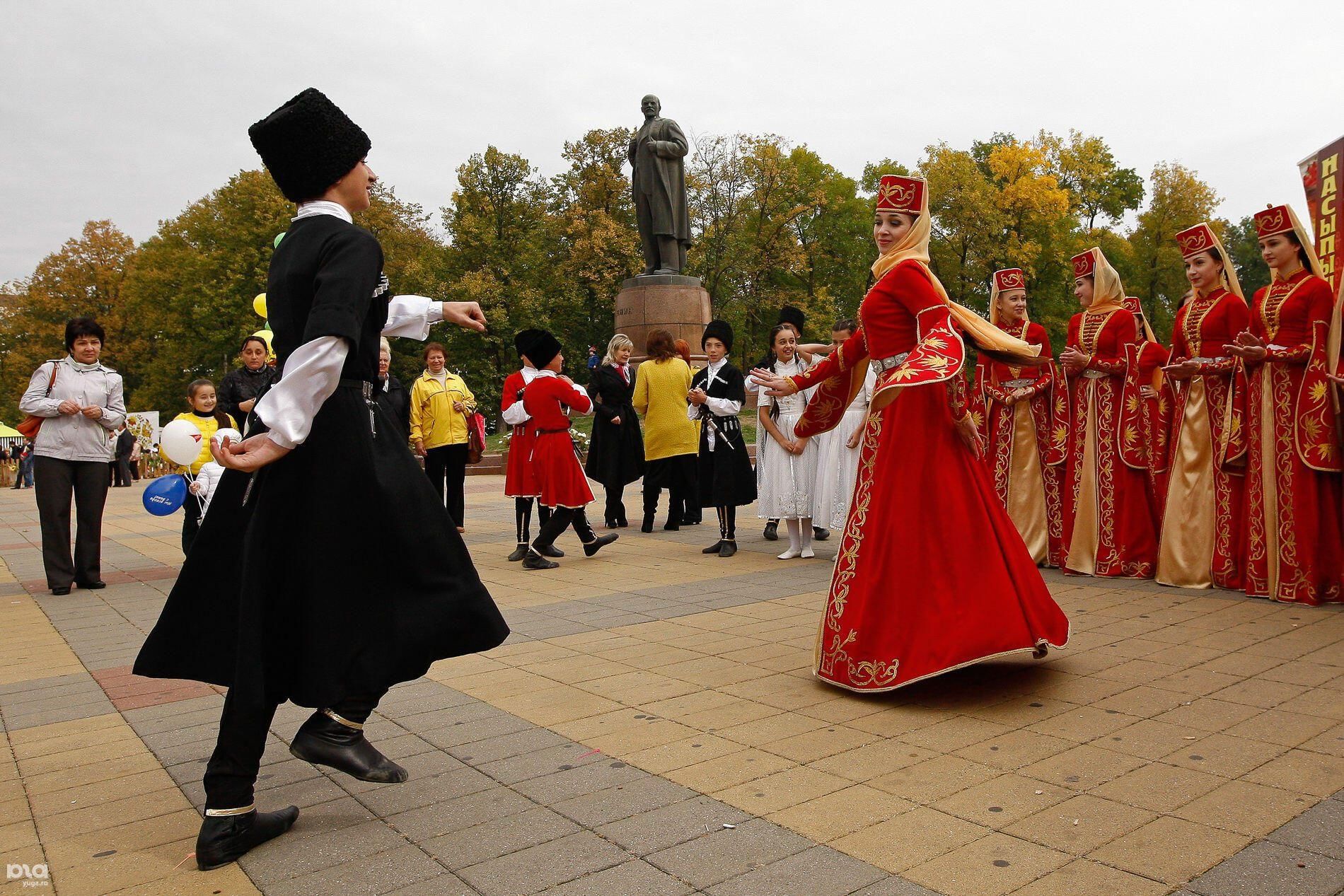 Какой сегодня праздник в адыгее