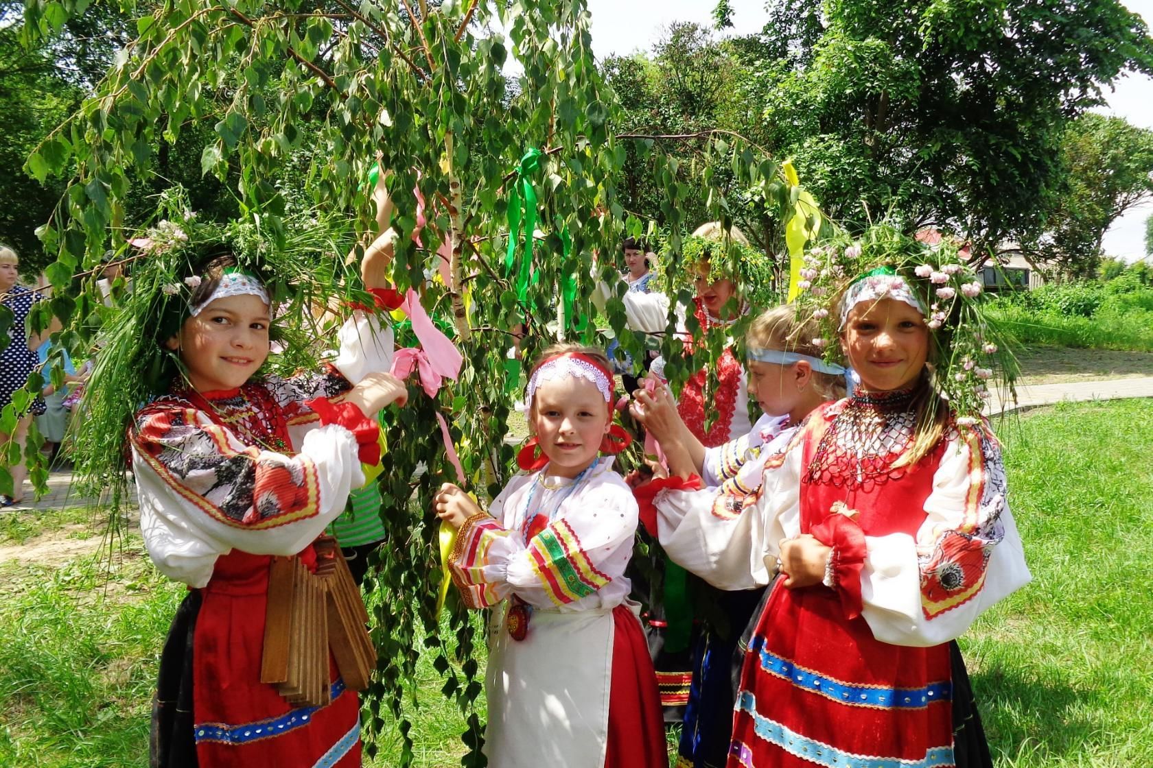 Картинка праздник русской березки