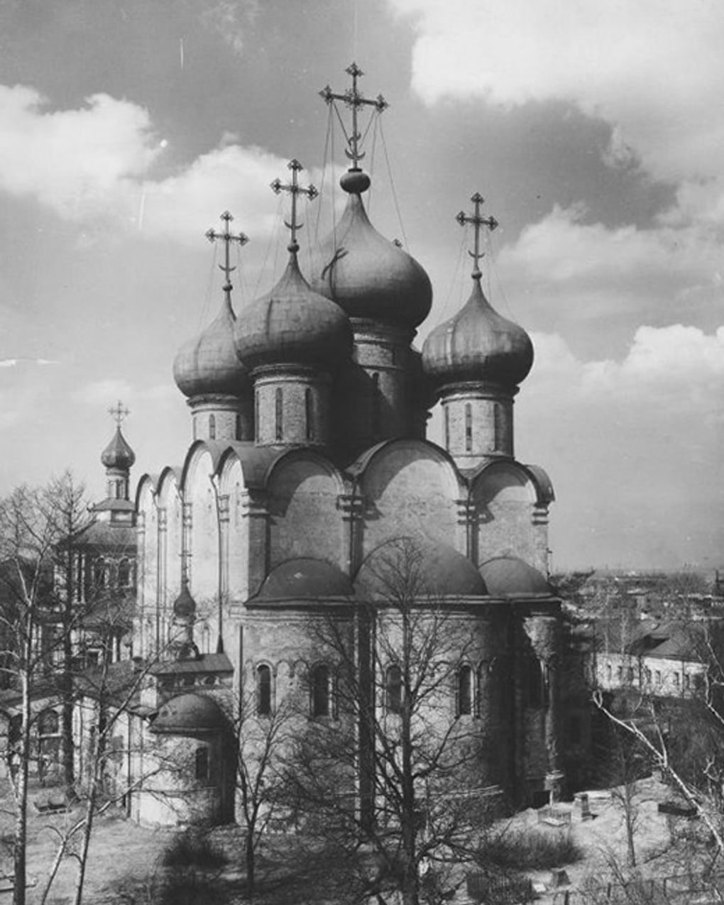 Смоленский собор Новодевичьего монастыря. 1954 год. Фотография: В.В. Робинов / Государственный исторический музей, Москва