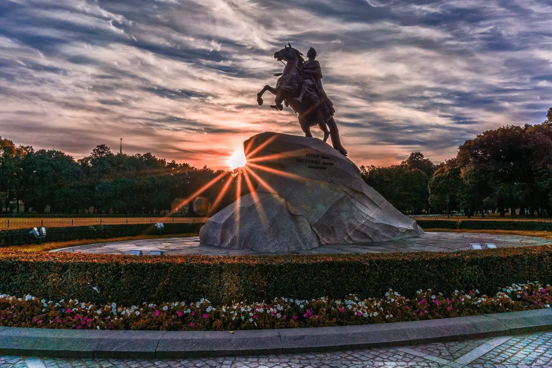 памятник петру i петропавловская крепость