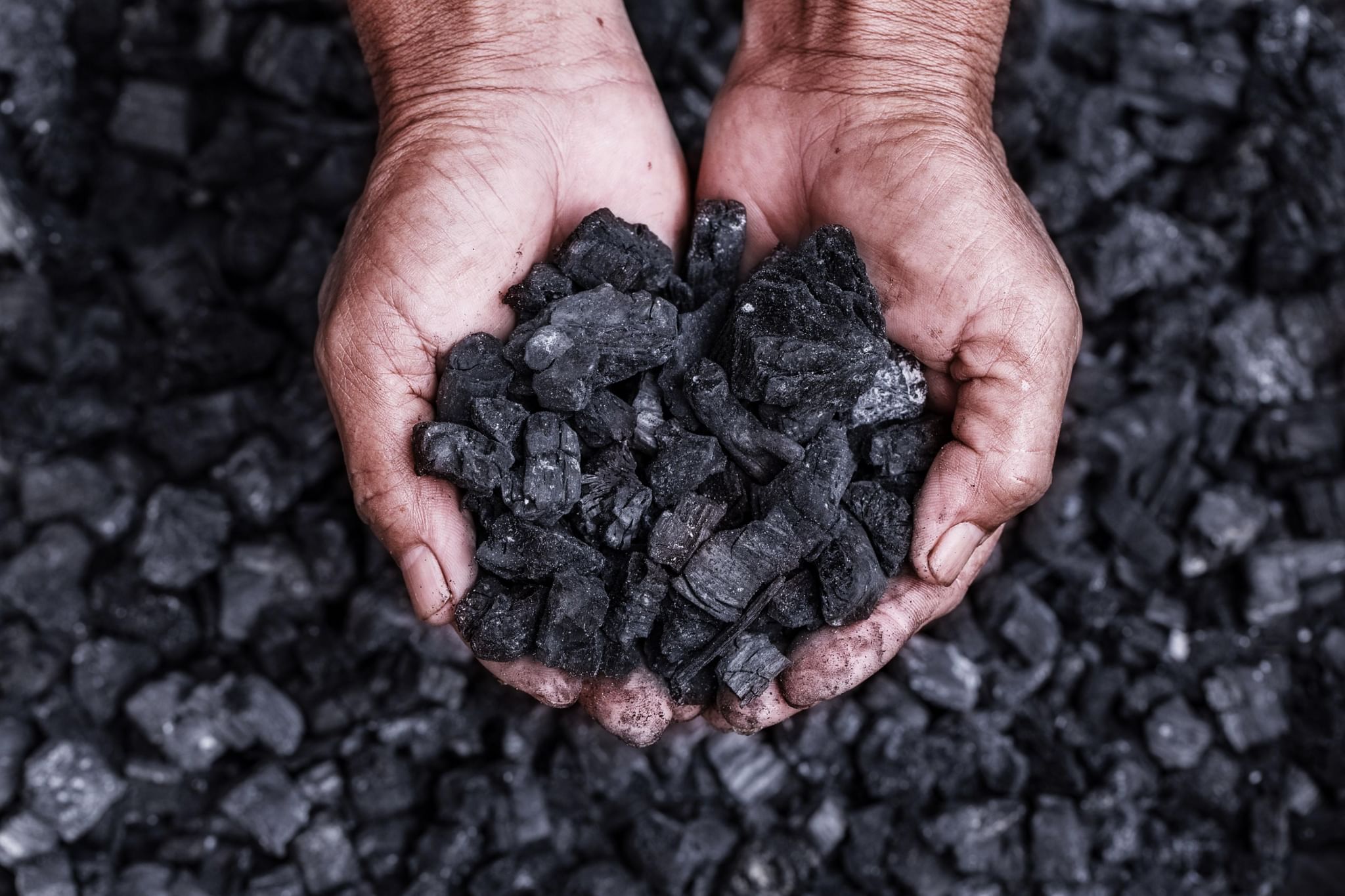 Рудные богатства. Каменный уголь. Угольная промышленность. Природный уголь. Красивый уголь.