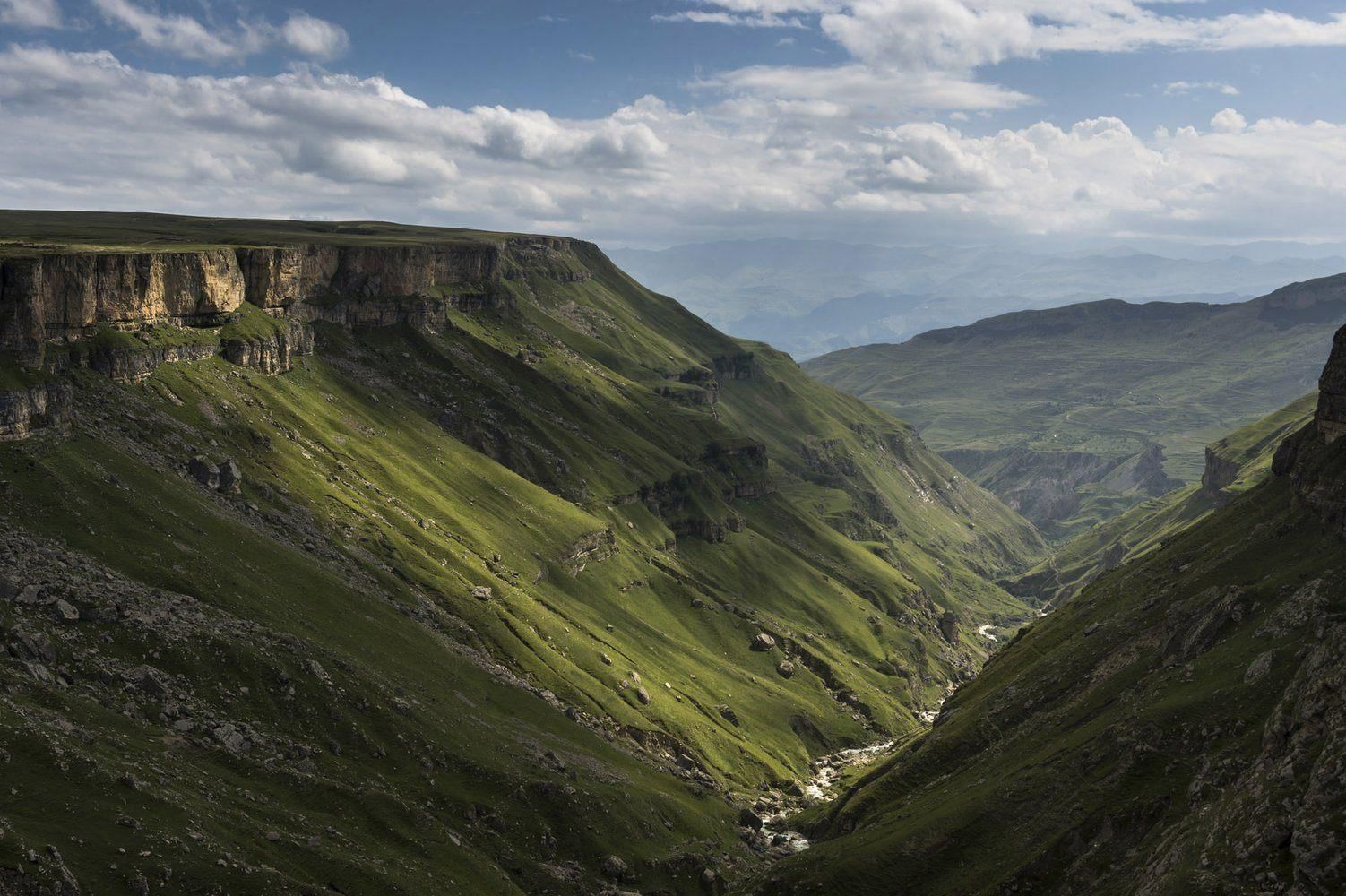 Сайт дагестана. Республика Дагестан горы. Горы Дагестана Махачкала. Dagestan Mountains Дагестан горы. Дагестан Махачкала природа.