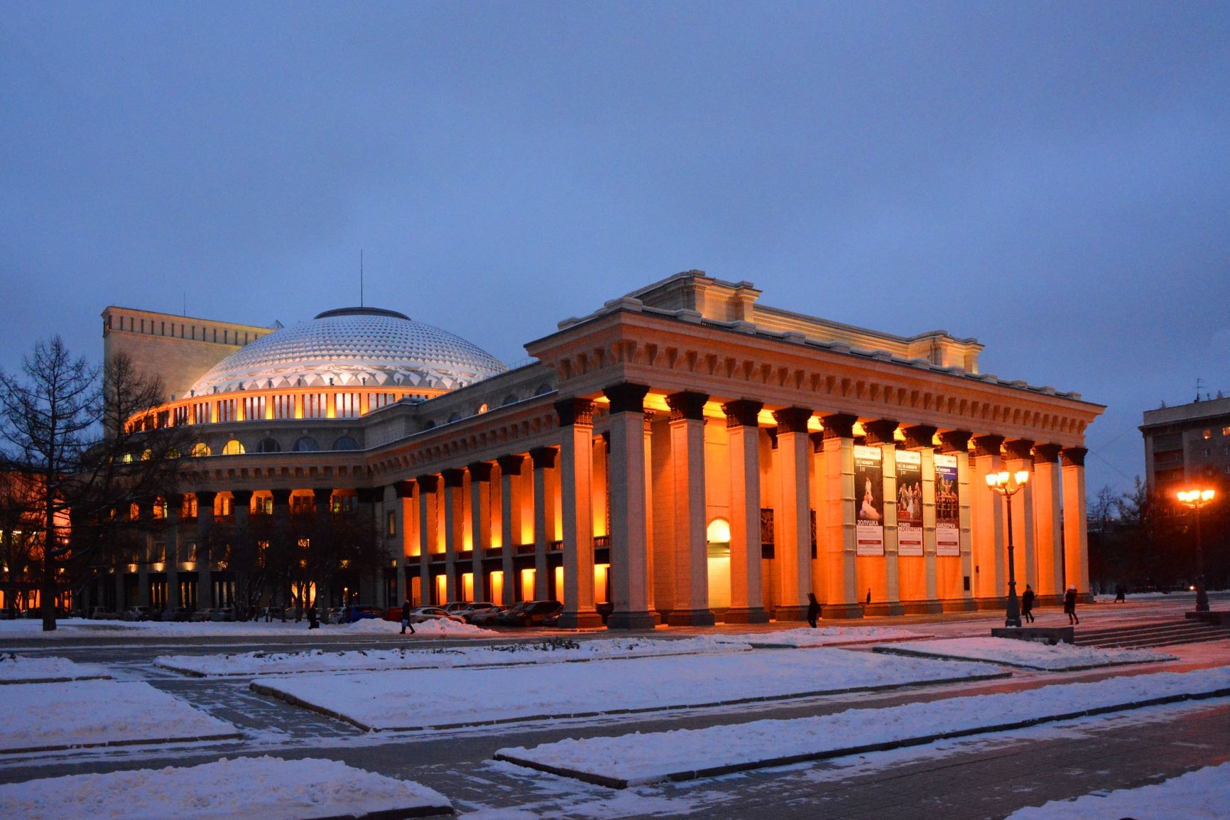 новат театр новосибирск