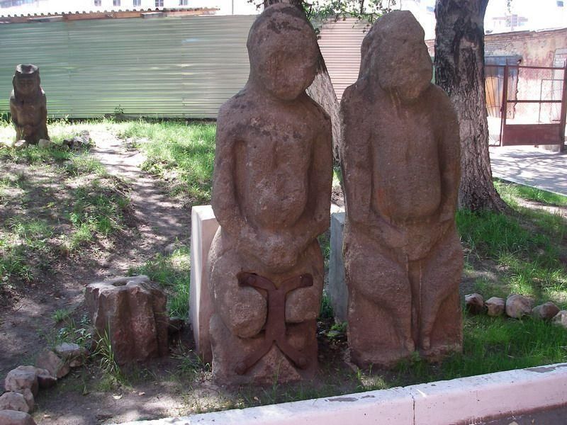 Половецкий дворик исторического музея фото