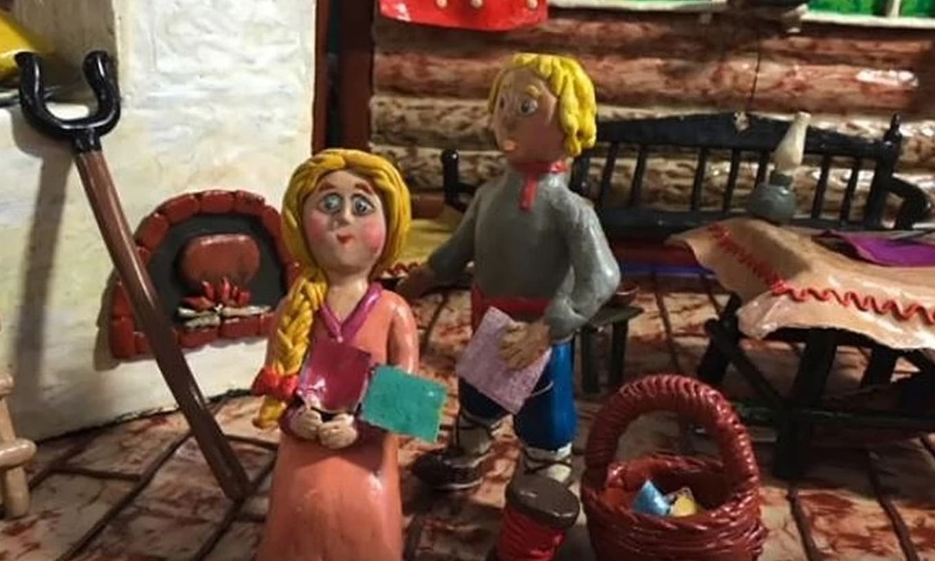 Красная шапочка мультфильм пластилиновый бабушка рисует лицо