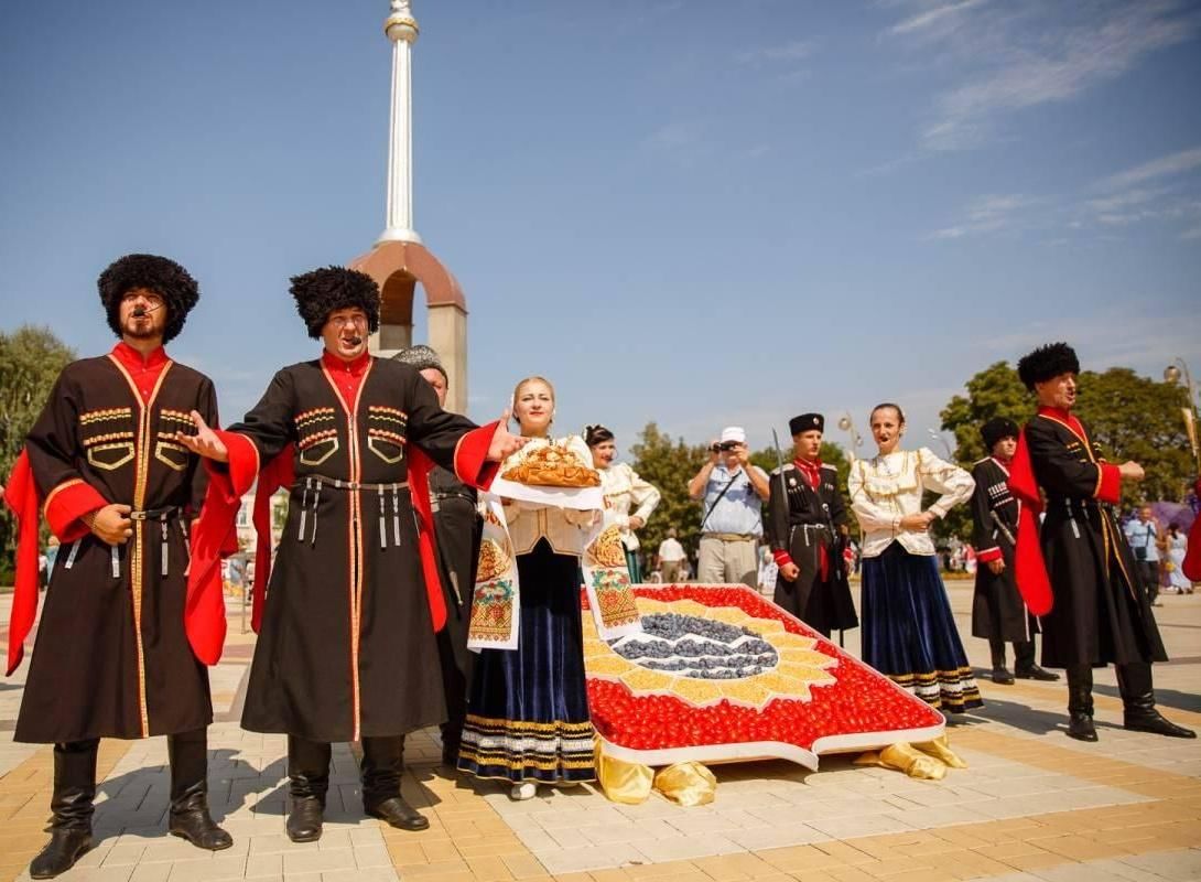 Погода лабинском районе краснодарском крае. Город Лабинск Краснодарский край. Вика Лабинск. Лабинск город курорт. Родина Лабинск.