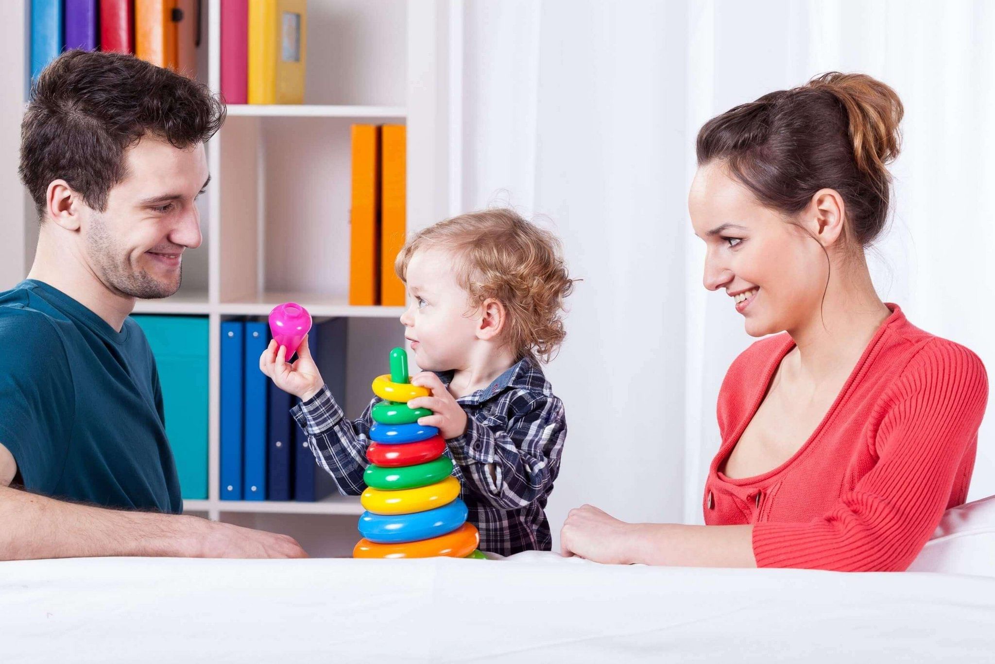 Lisas parents. Родители и дети. Общение родителей с детьми. Общение ребенка и взрослого. Воспитание ребенка.