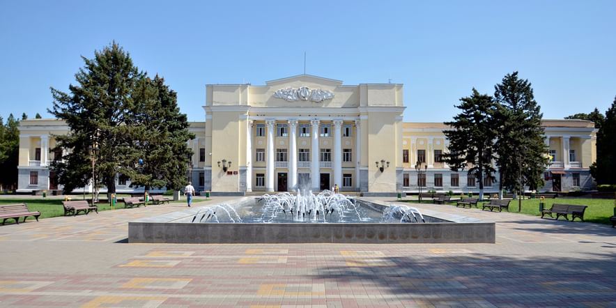 Основное изображение для учреждения Городской Дворец культуры г. Тихорецка