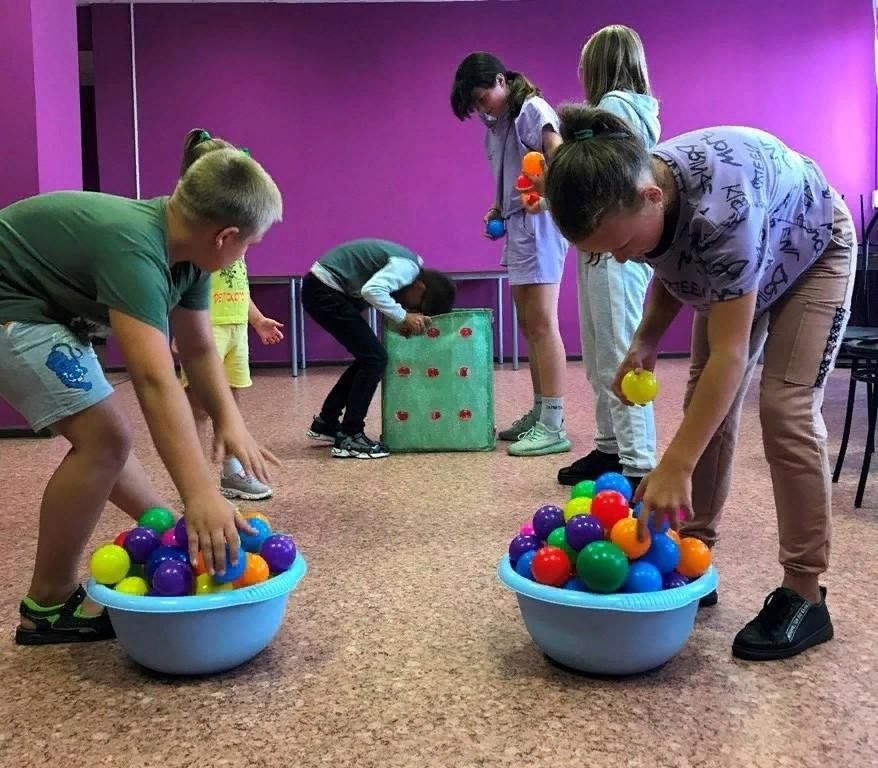 Час весёлых затей игровая программа. Час затей для детей. День веселых затей игровая программа. Час весёлых затей для детей.
