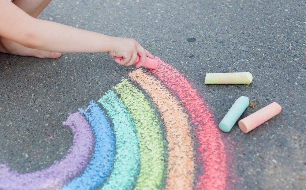 Можно ли рисовать пастелью на асфальте