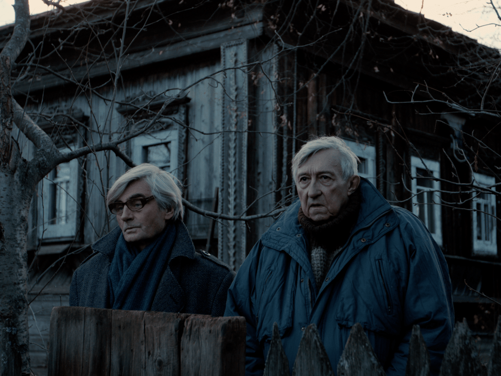 Кадр из короткометражного художественного фильма Льва Евлампиева «Забор» (2024)