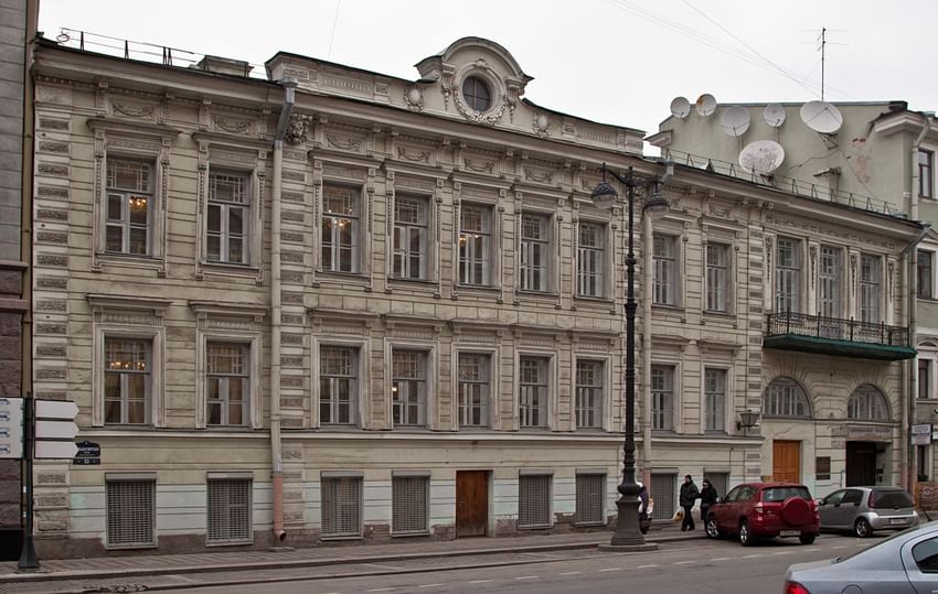 Дом им пушкина в санкт петербурге