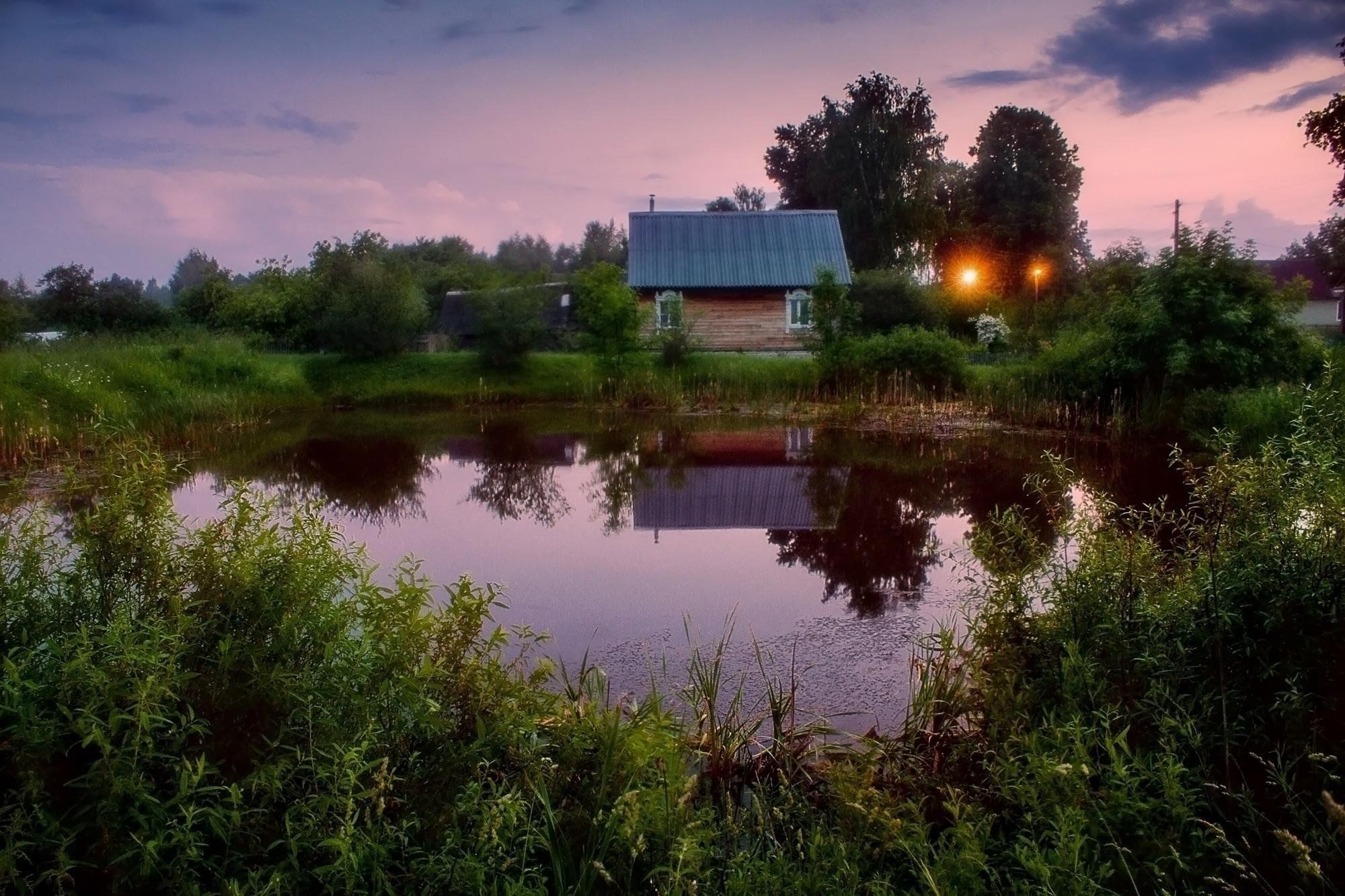 Село тише. Летний вечер в деревне. Деревня лето вечер. Вечер в деревне летом. Тихий вечер в деревне.