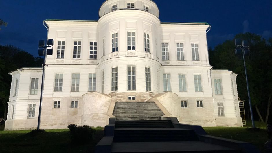 Основное изображение для статьи Богородицкий дворец-музей и парк