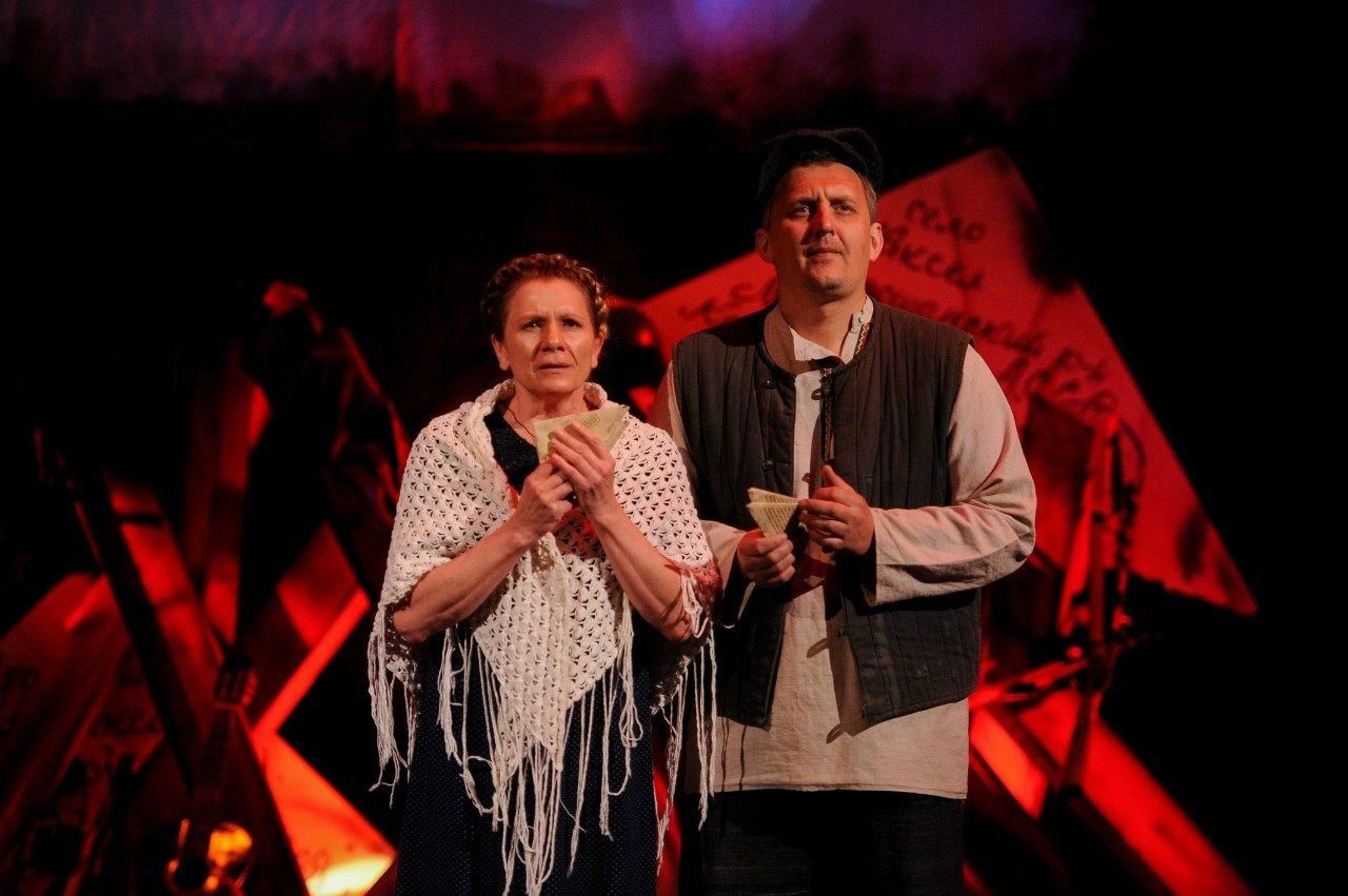 незаменимых нет есть незабываемые. спектакль «не забывай незабываемое». незабываемое. и незаменимых заменили и непревзойденных превзошли. забыть незабываемое.