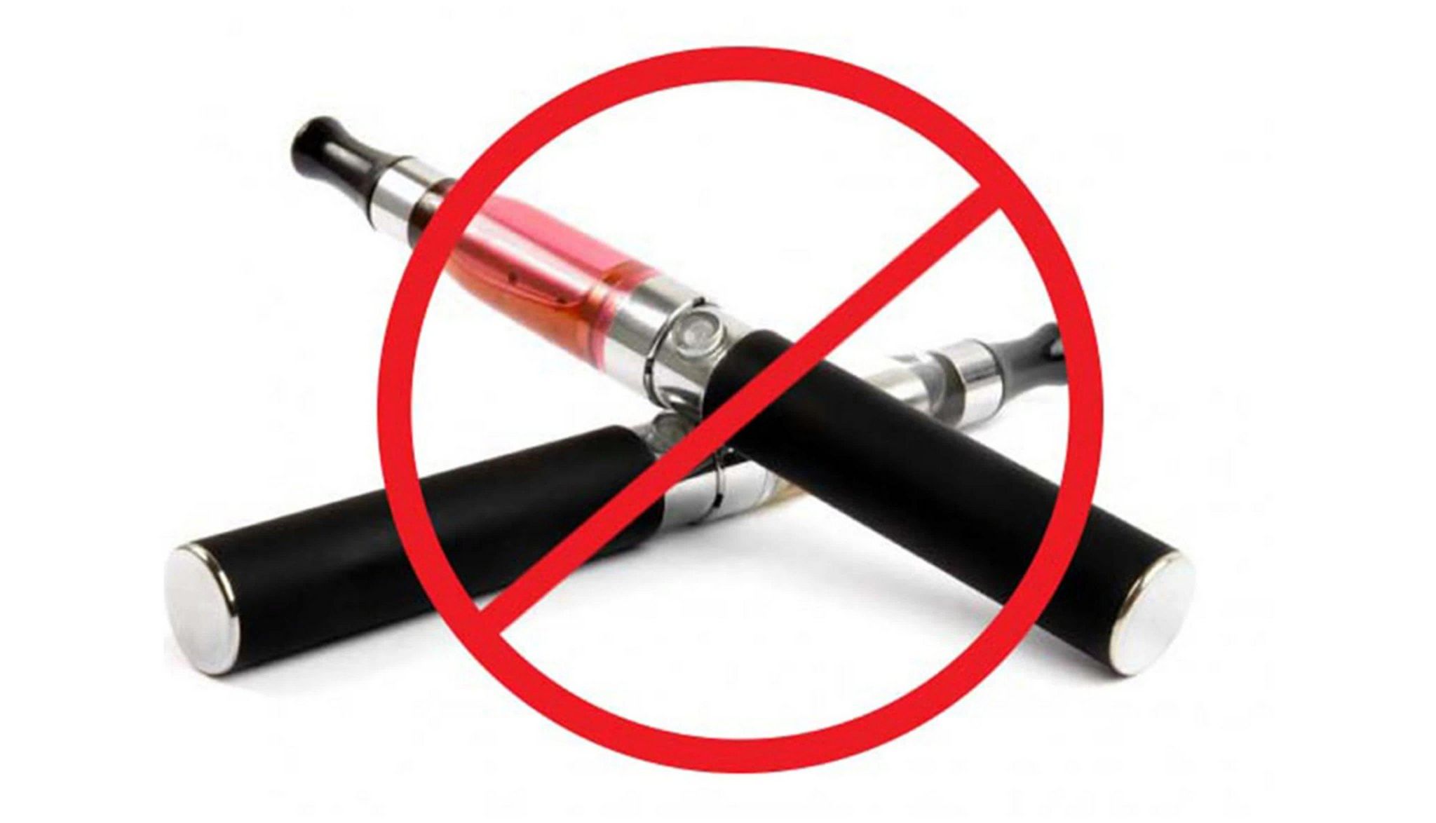 Запретят ли электронные сигареты. Электронные сигареты. Курение электронных сигарет. Против электронных сигарет. "Ktrnhjtyyst cbufhtns.