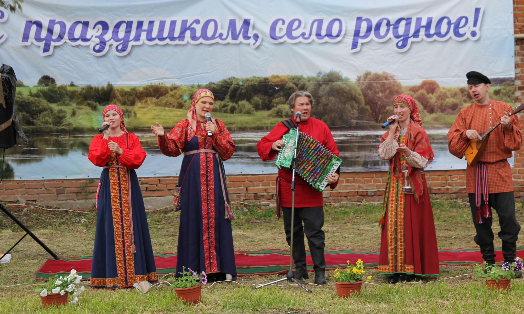 День села красное. День села семёновского. Павловская администрация Суздальский район Владимирская область. Село Семеновское Новогодняя программа.