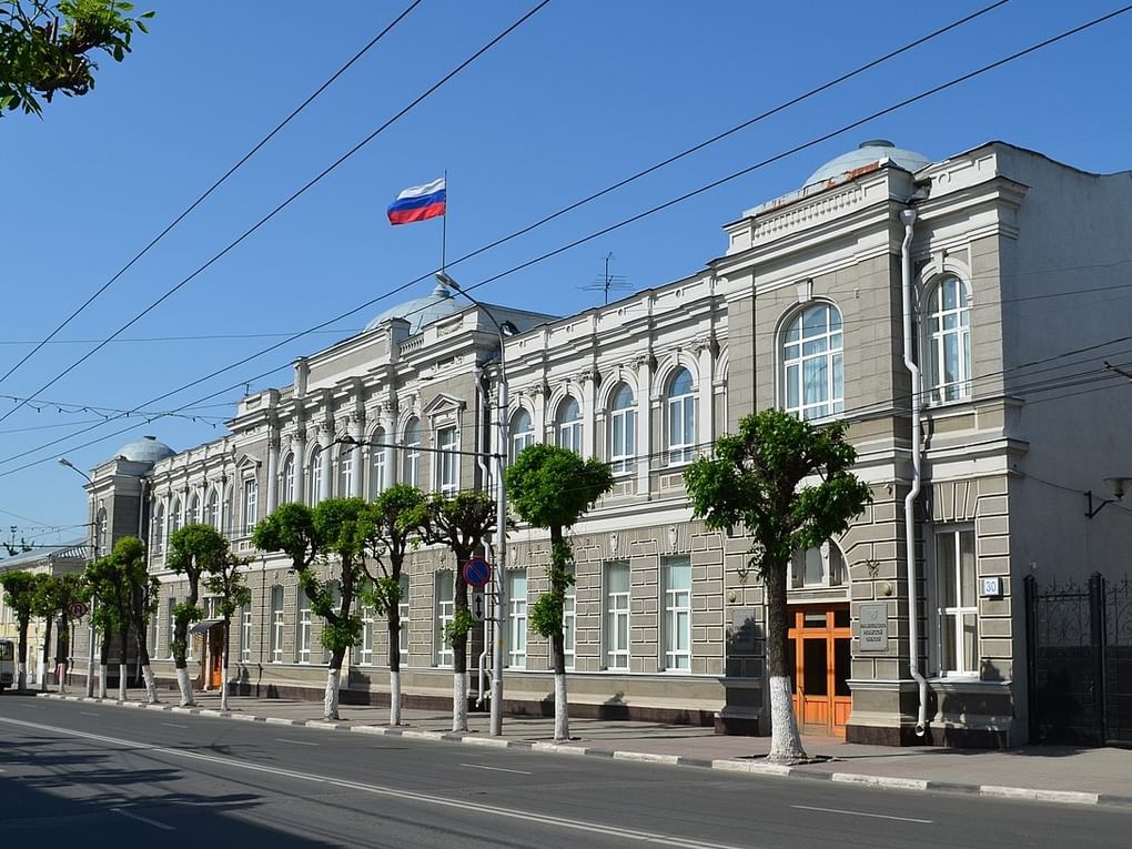 Здание Правительства Рязанской области, Рязань. Фотография: Максим Шанин / <a href="https://commons.wikimedia.org/w/index.php?curid=32843228" target="_blank" rel="noopener">commons.wikimedia.org</a> / <a href="https://creativecommons.org/licenses/by-sa/3.0" target="_blank" rel="noopener">CC BY-SA 3.0</a>