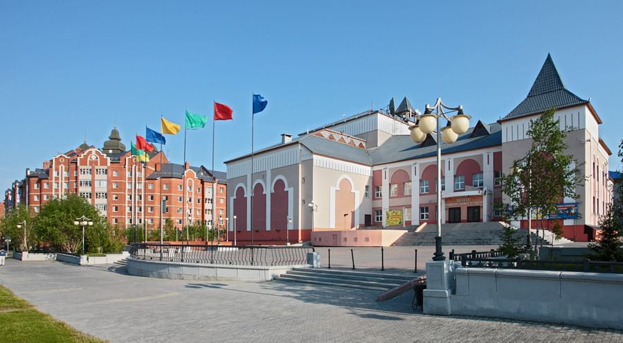 Варапаев салехард. ОЦНК Салехард. Культурно-деловой центр г. Салехарда Салехард. ОЦНК город Салехард. Вид здания ОЦНК Салехард.