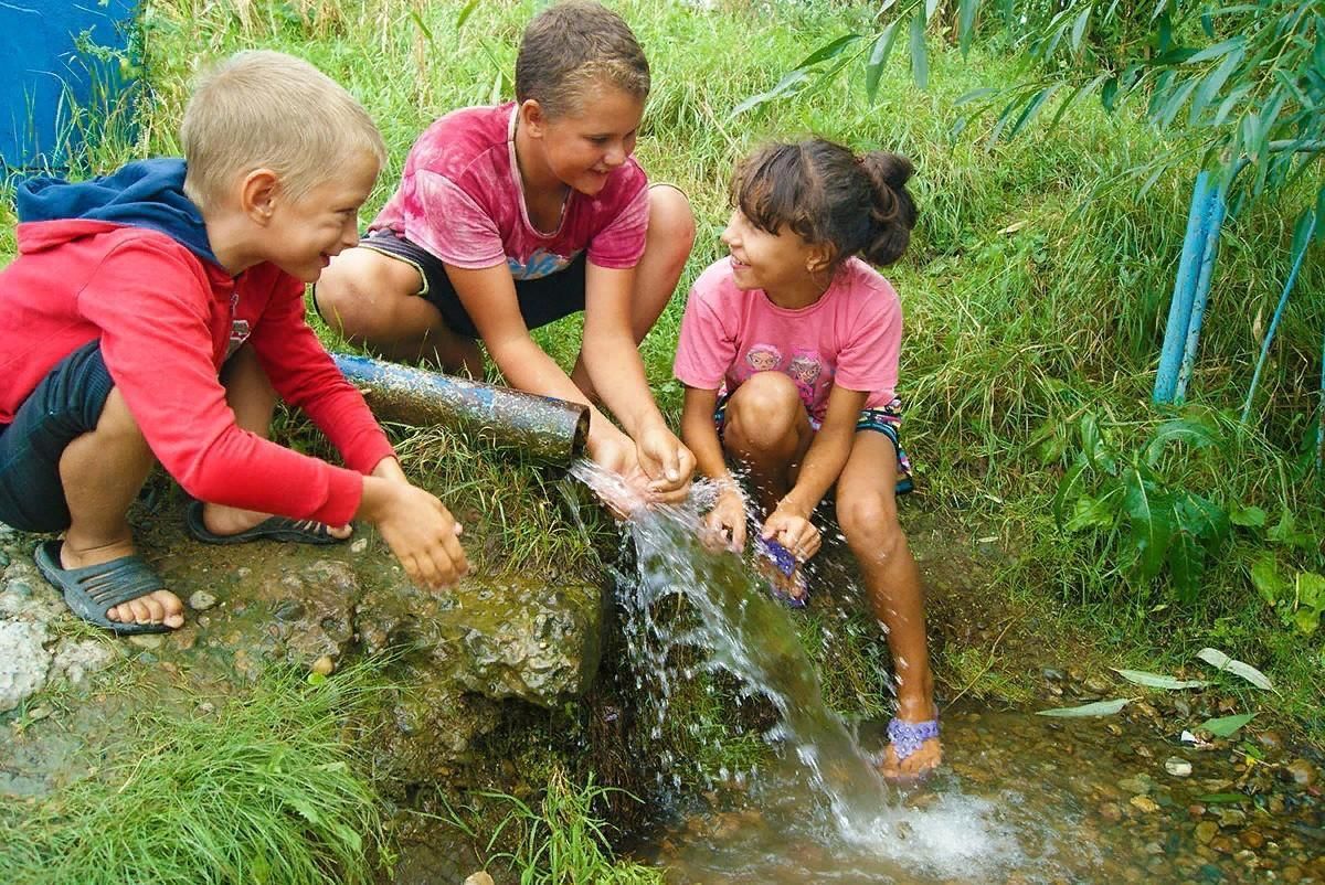 Родник фото для детей