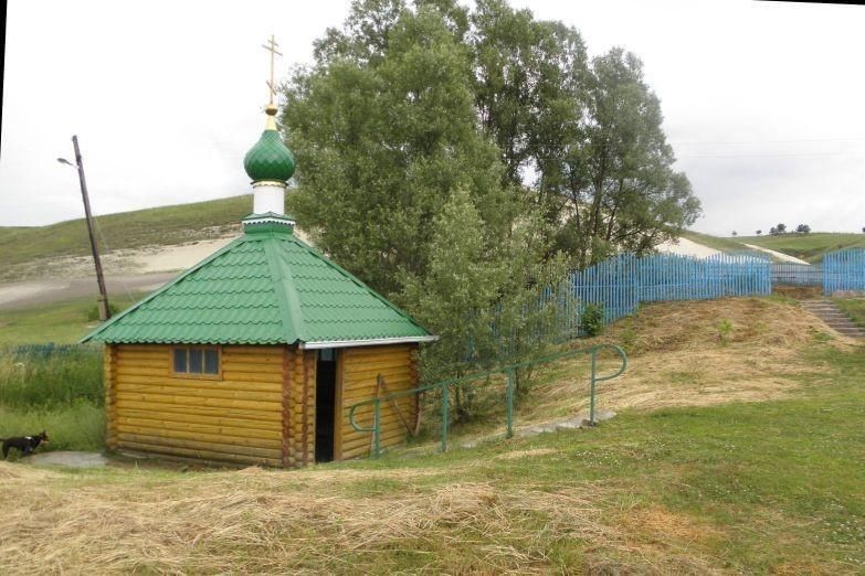 Источники над. Воронежская область Хутор Сердюки. Сердюковский ключ Репьевский район Воронежская область. Хутор ключи Воронежская область. Тихвинский Святой источник Воронежская область.