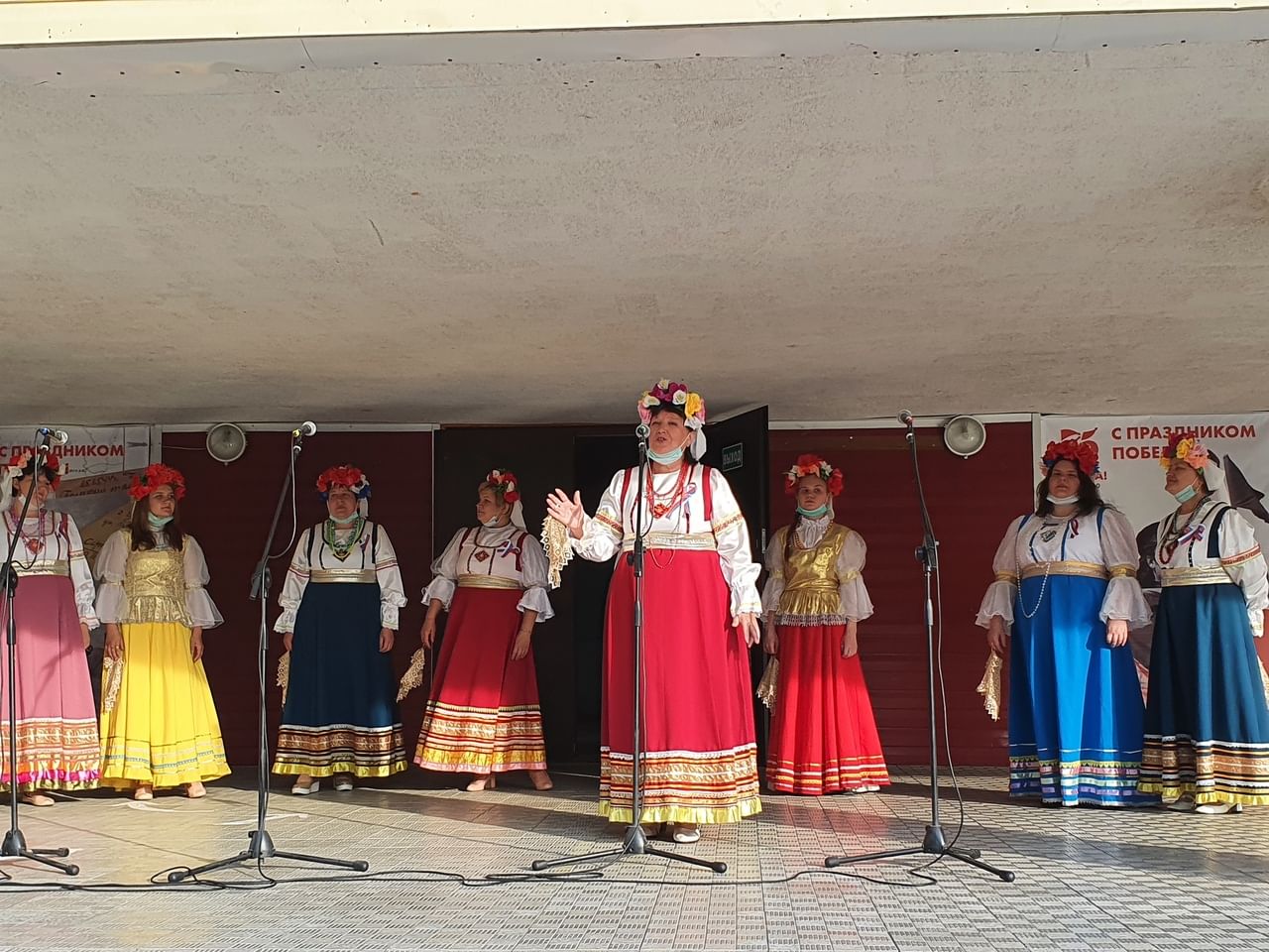 Мбук гбс богородицк. Лиски ДК солисты фото.