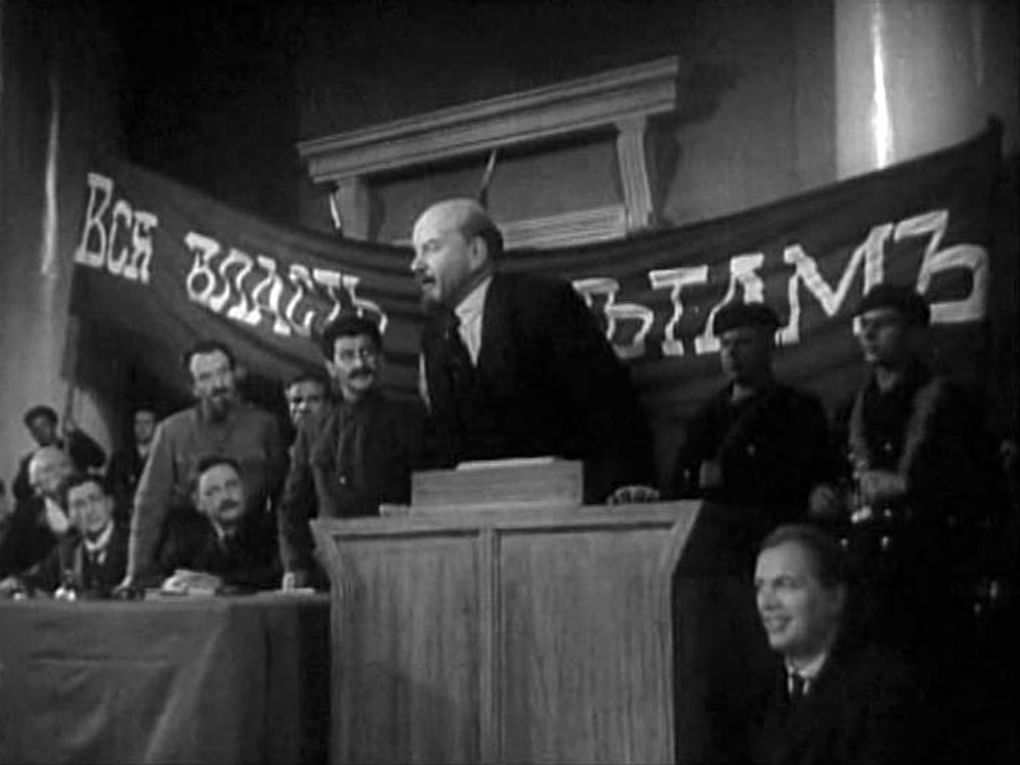 Кадр из художественного фильма Михаила Ромма «Ленин в Октябре» (1937)