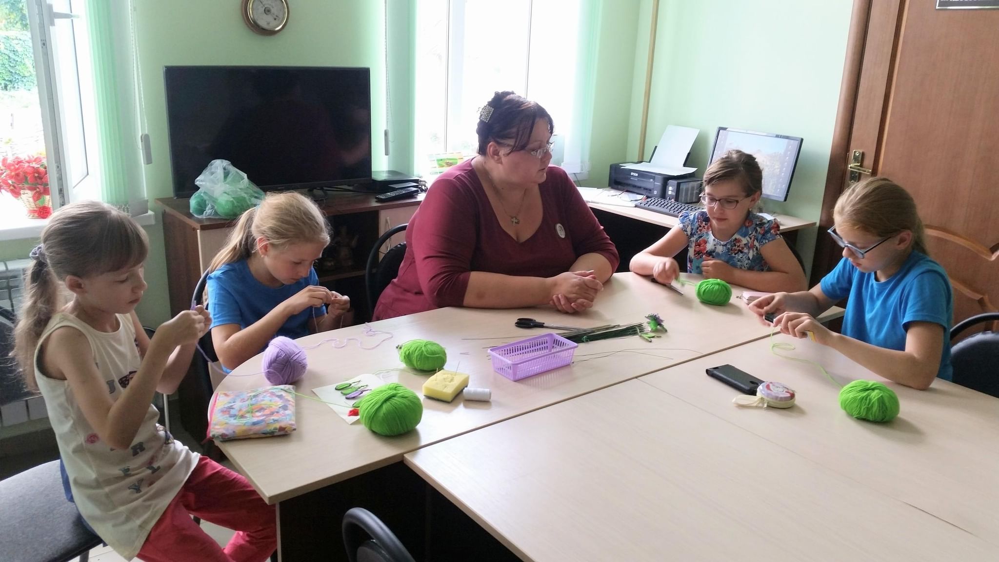 Борисовка мастера. Чтецов «белгородская сокровищница». Сайт борисовского дома творчества белгородской. Сайт борисовского дома творчества белгородской. Промыслы борисовского района.