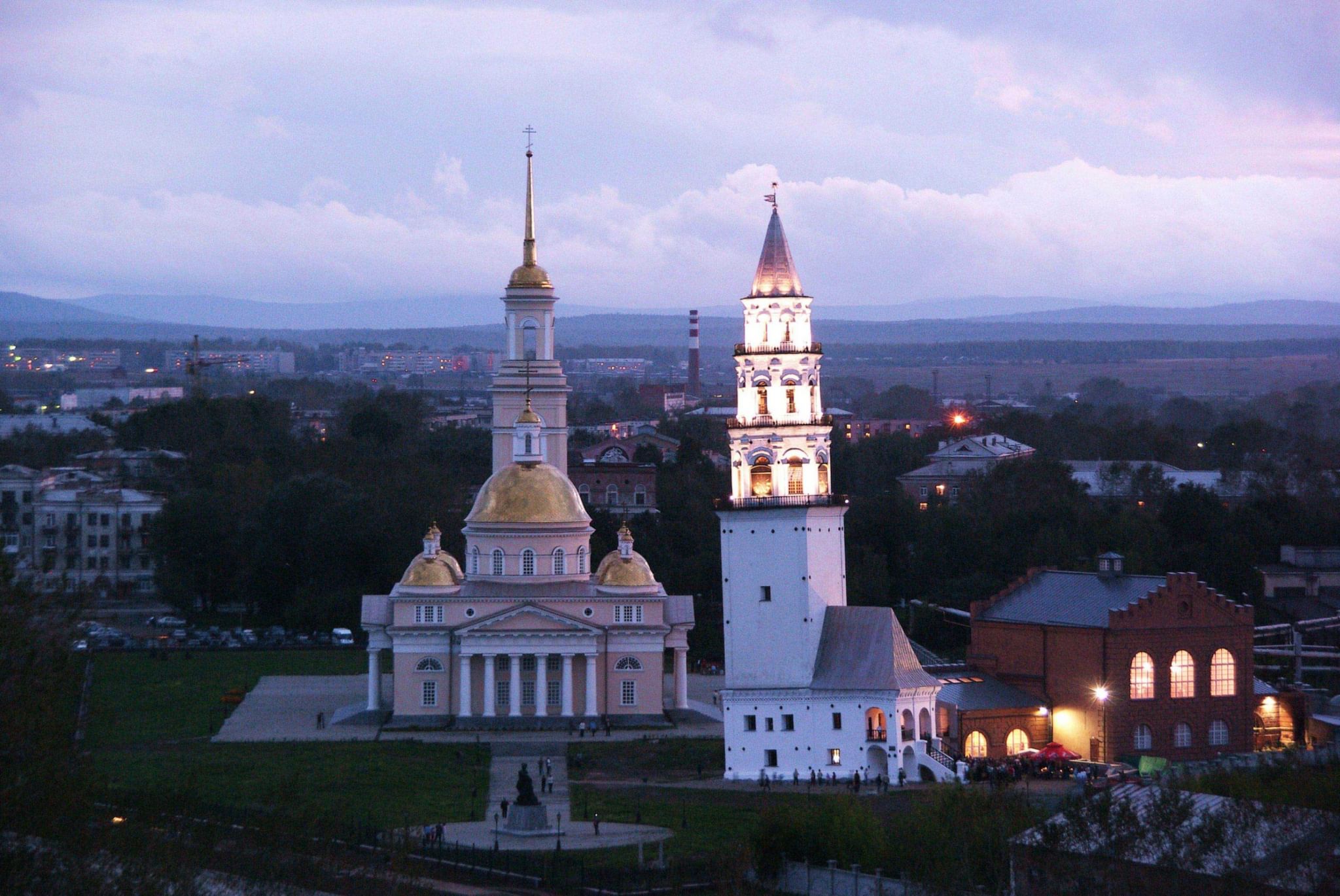 Наклонная башня в невьянске фото