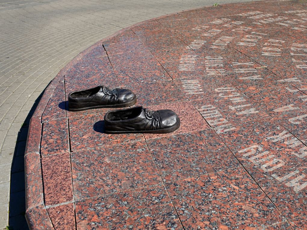 Памятник студенческим приметам в Москве. Фотография: Яна Королева / фотобанк «Лори»